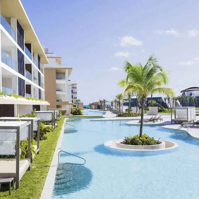 exterior of swim-out suites at Majestic Mirage Costa Mujeres