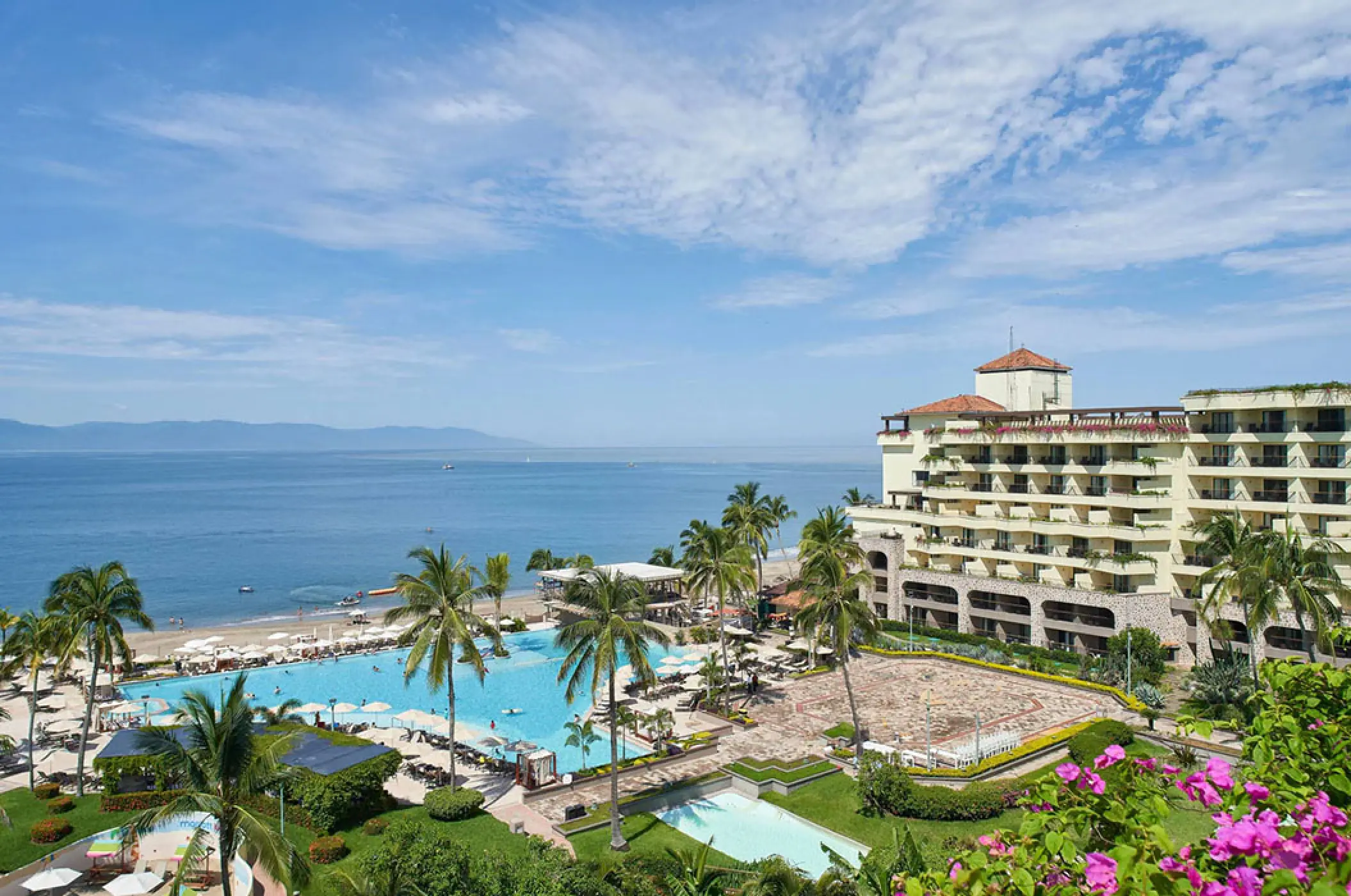 Marriott Puerto Vallarta ocean-view infinity pool and beachfront grounds, Puerto Vallarta