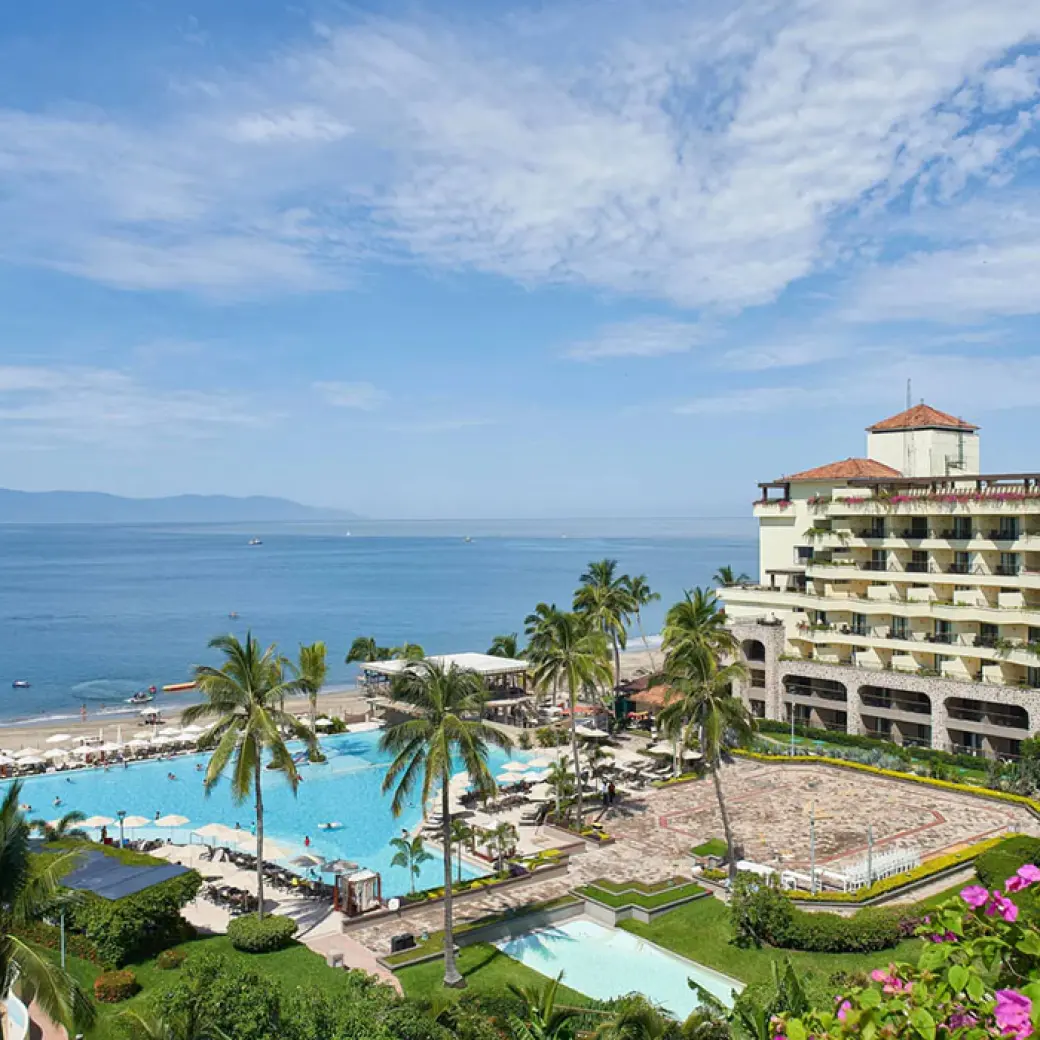 Marriott Puerto Vallarta ocean-view infinity pool and beachfront grounds, Puerto Vallarta