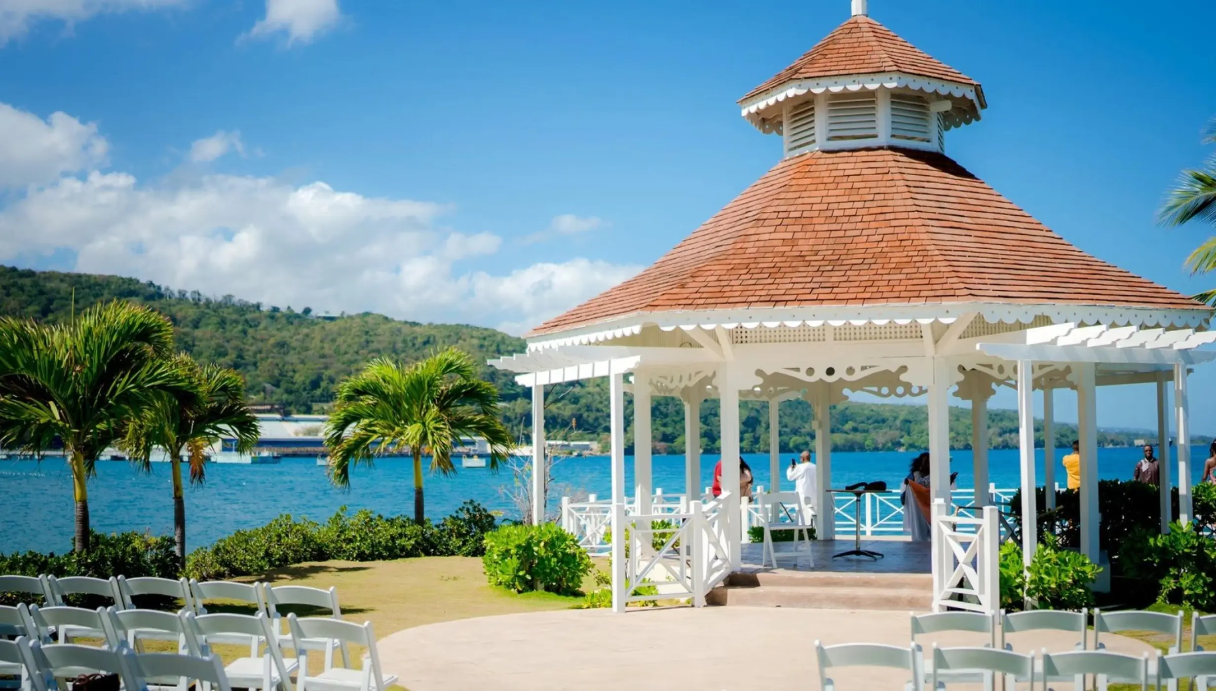 gazebo sur venue at Moon Palace Jamaica