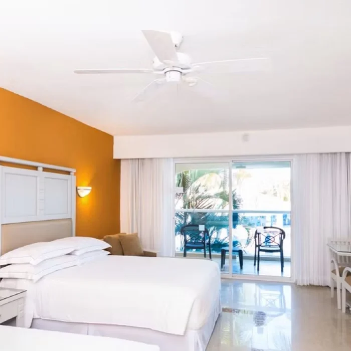 room with 2 beds at Occidental Costa Cancun