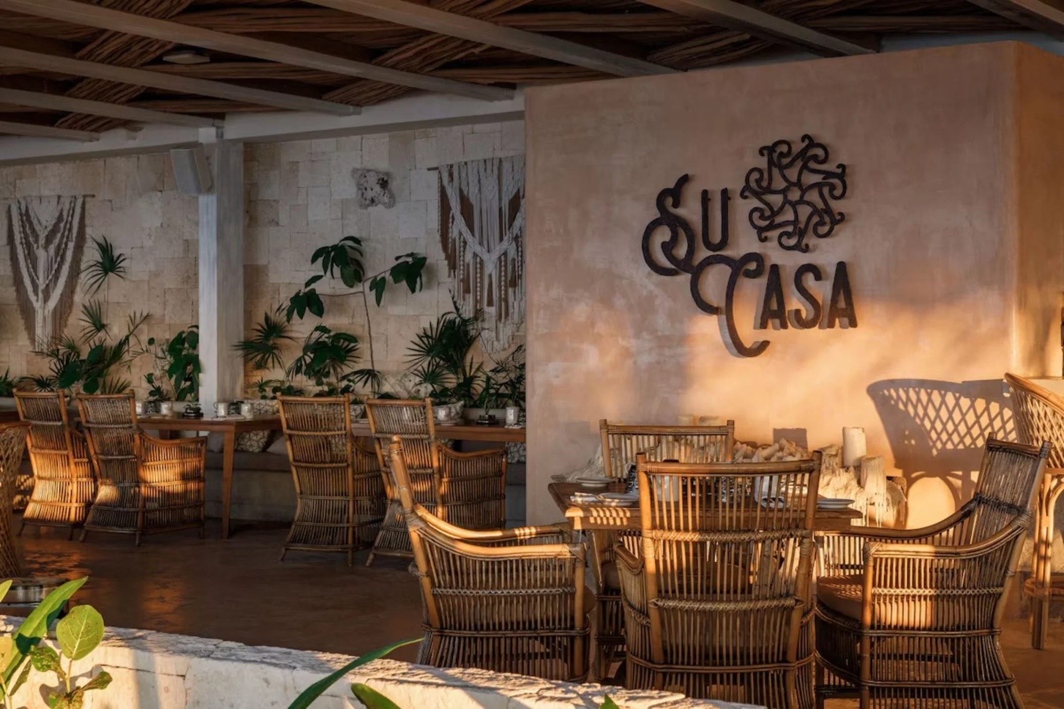 restaurant at Palmaia - The House of AiA