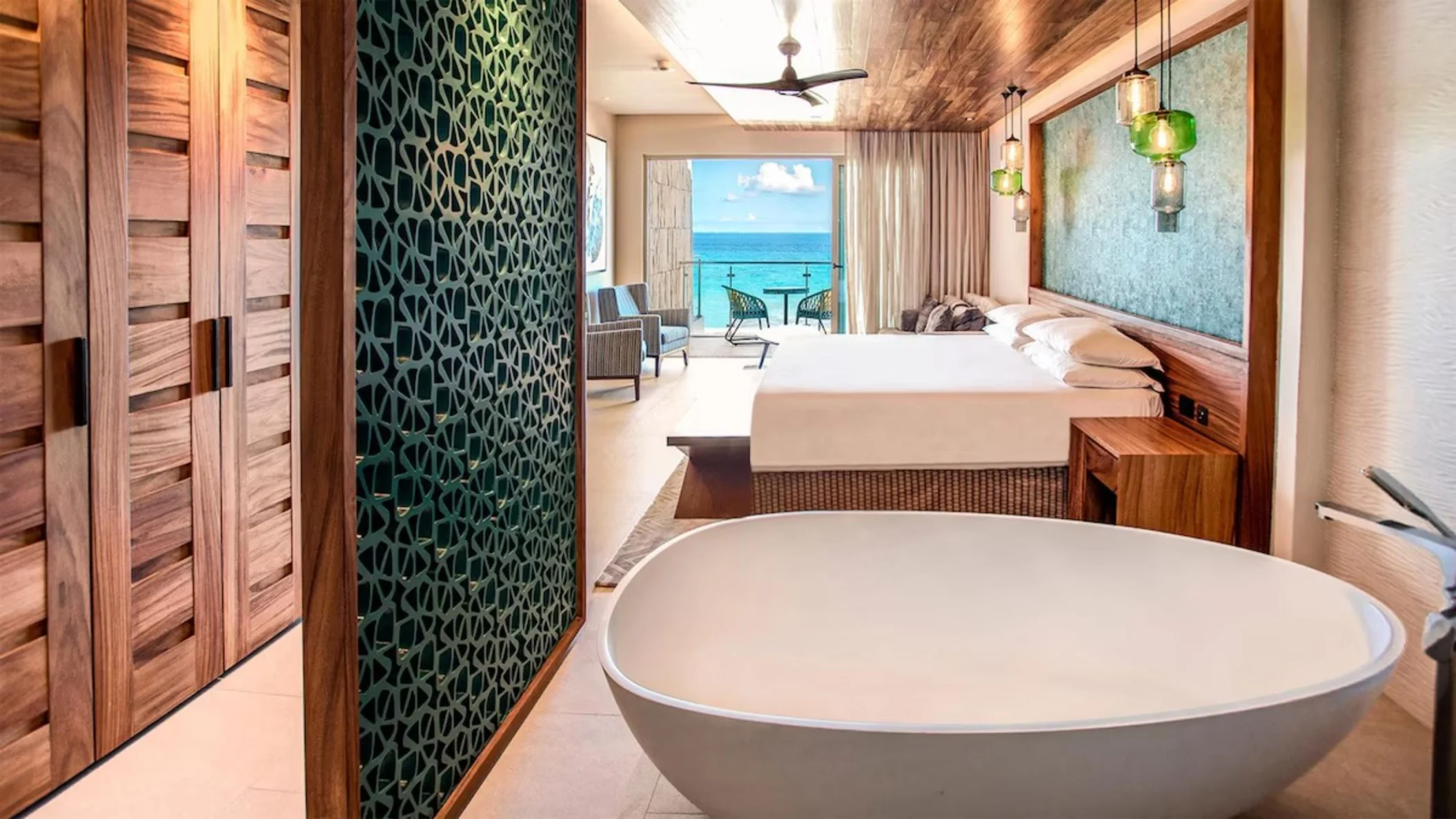suite with bathtub at Palmaia - The House of AiA