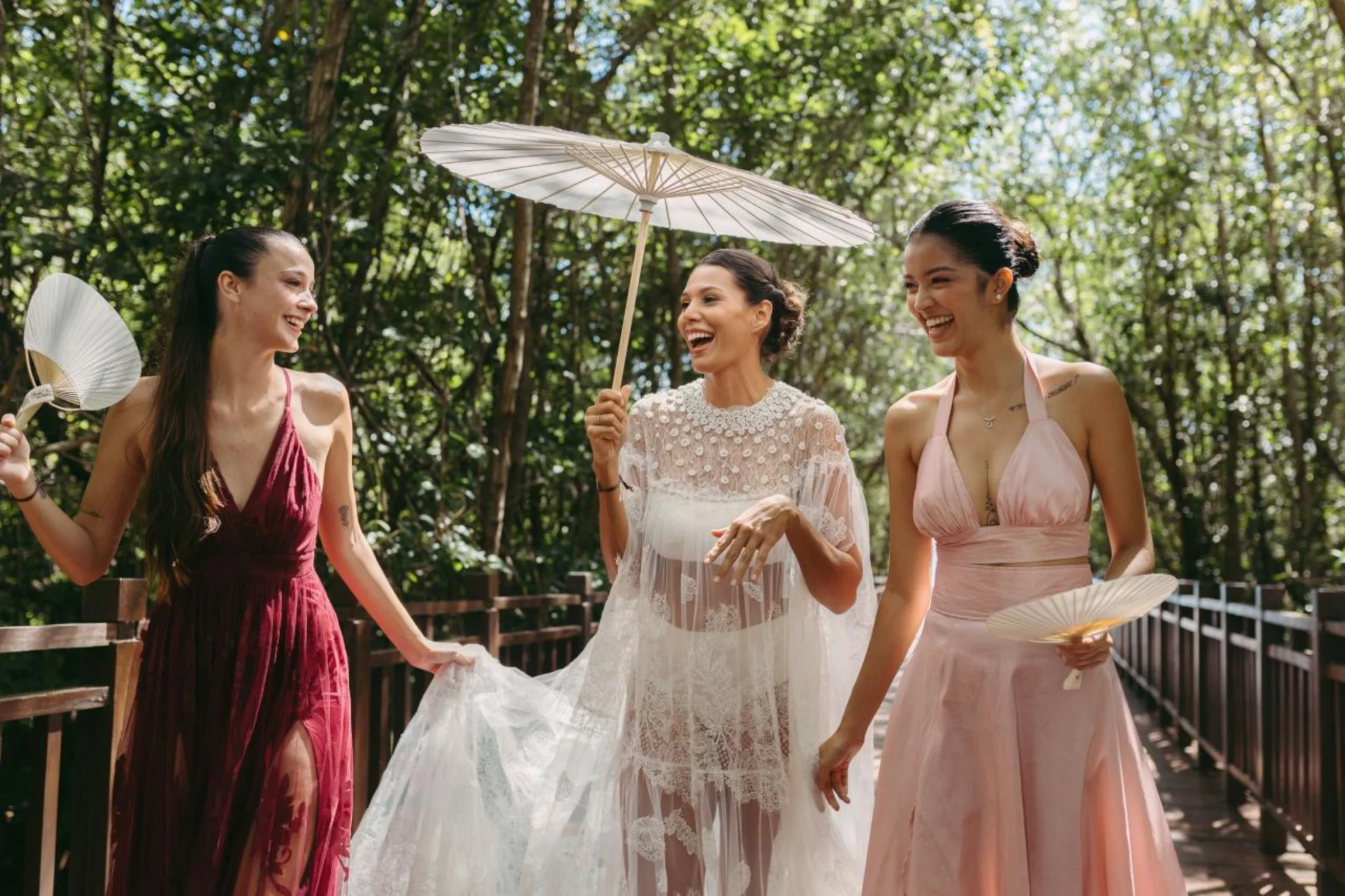 Bride and bridesmaids at Paradisus La Perla