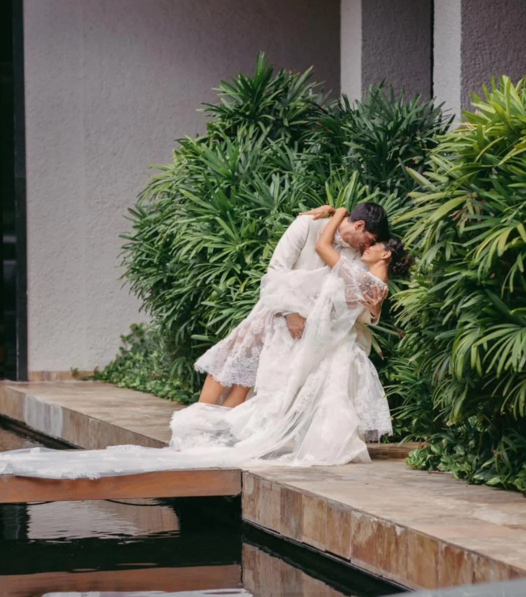 Bride and groom at Paradisus La Perla