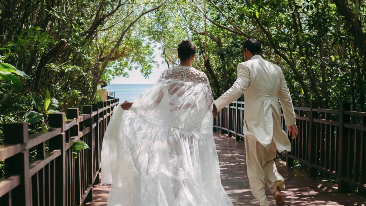 Bride and groom at Paradisus Playa Del Carmen