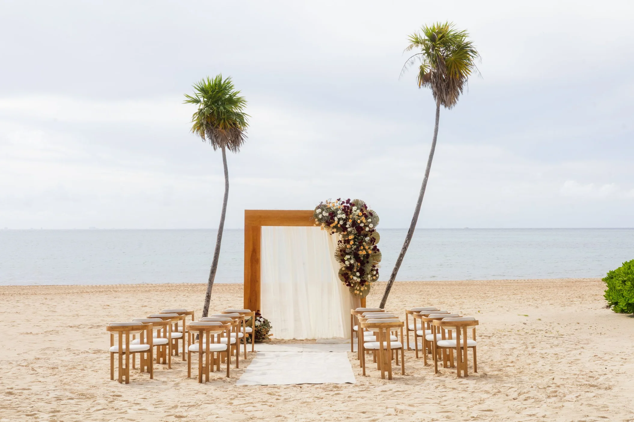 North Beach venue at Paradisus Playa Del Carmen and La Perla