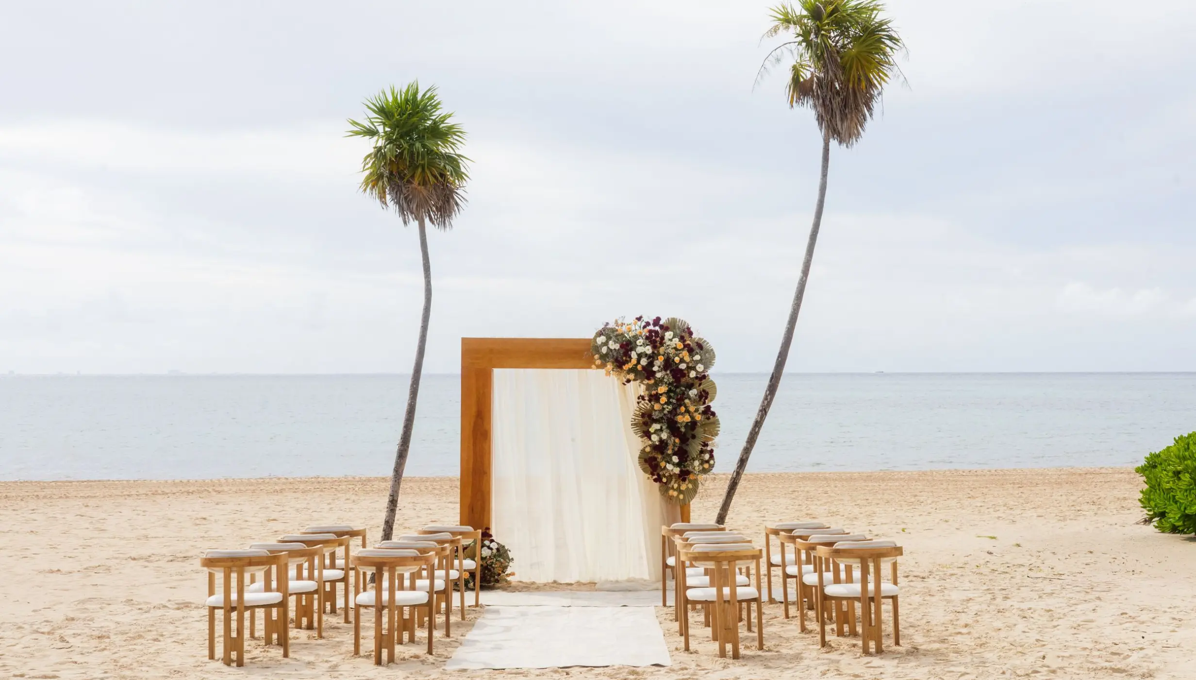 North Beach venue at Paradisus Playa Del Carmen and La Perla