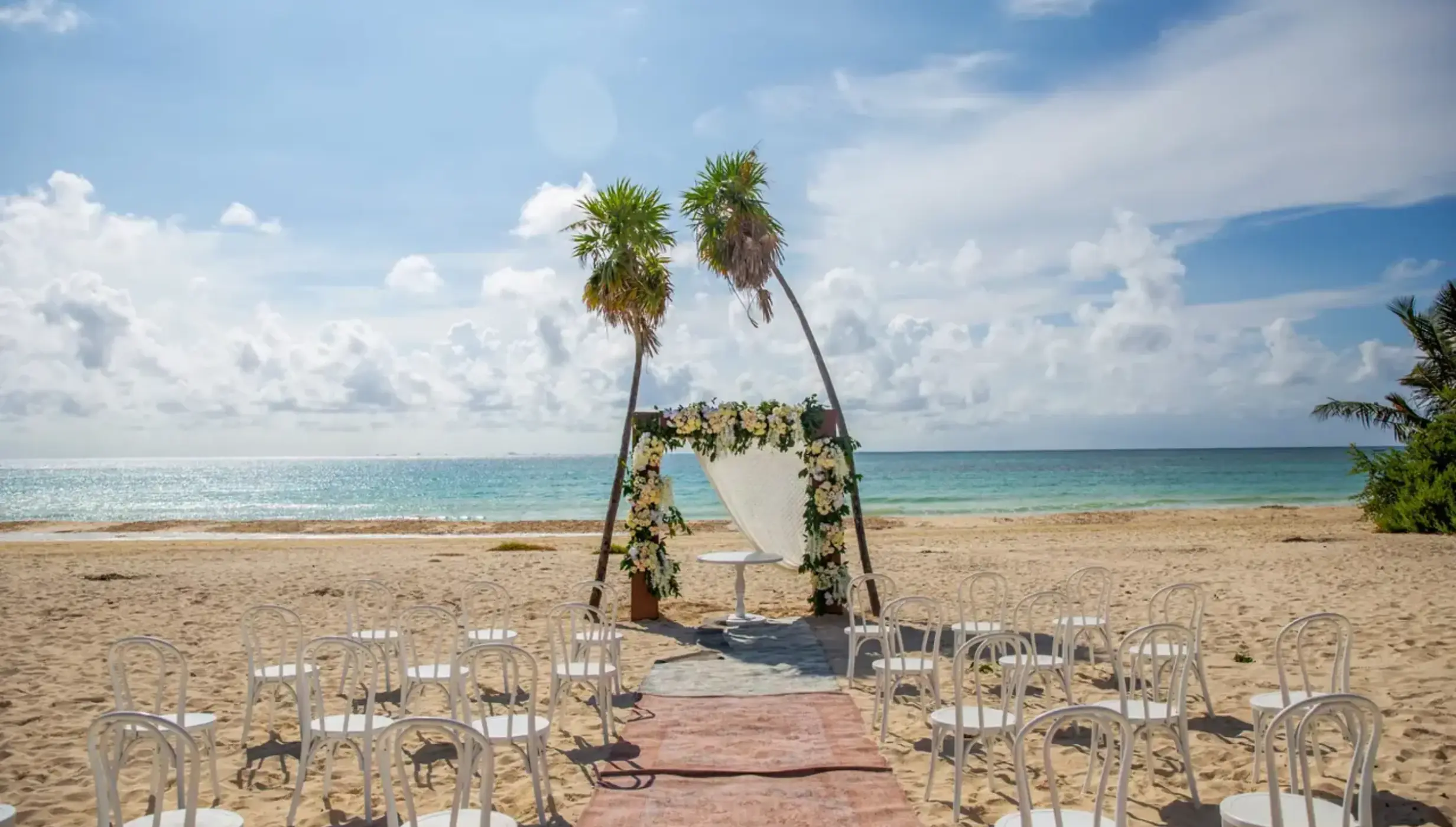 North Beach venue at Paradisus Playa Del Carmen and La Perla