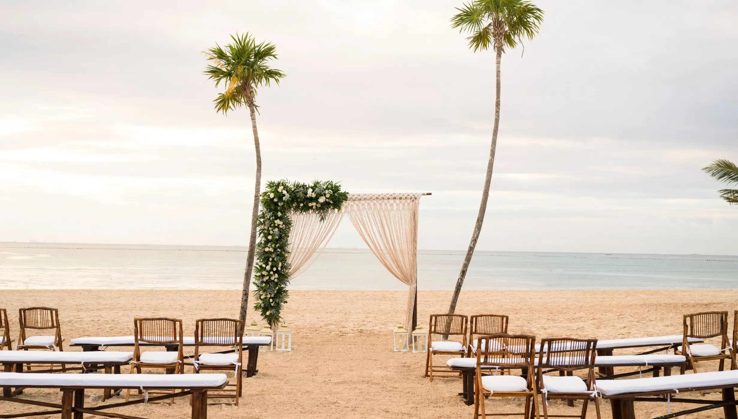 North Beach venue at Paradisus Playa Del Carmen and La Perla