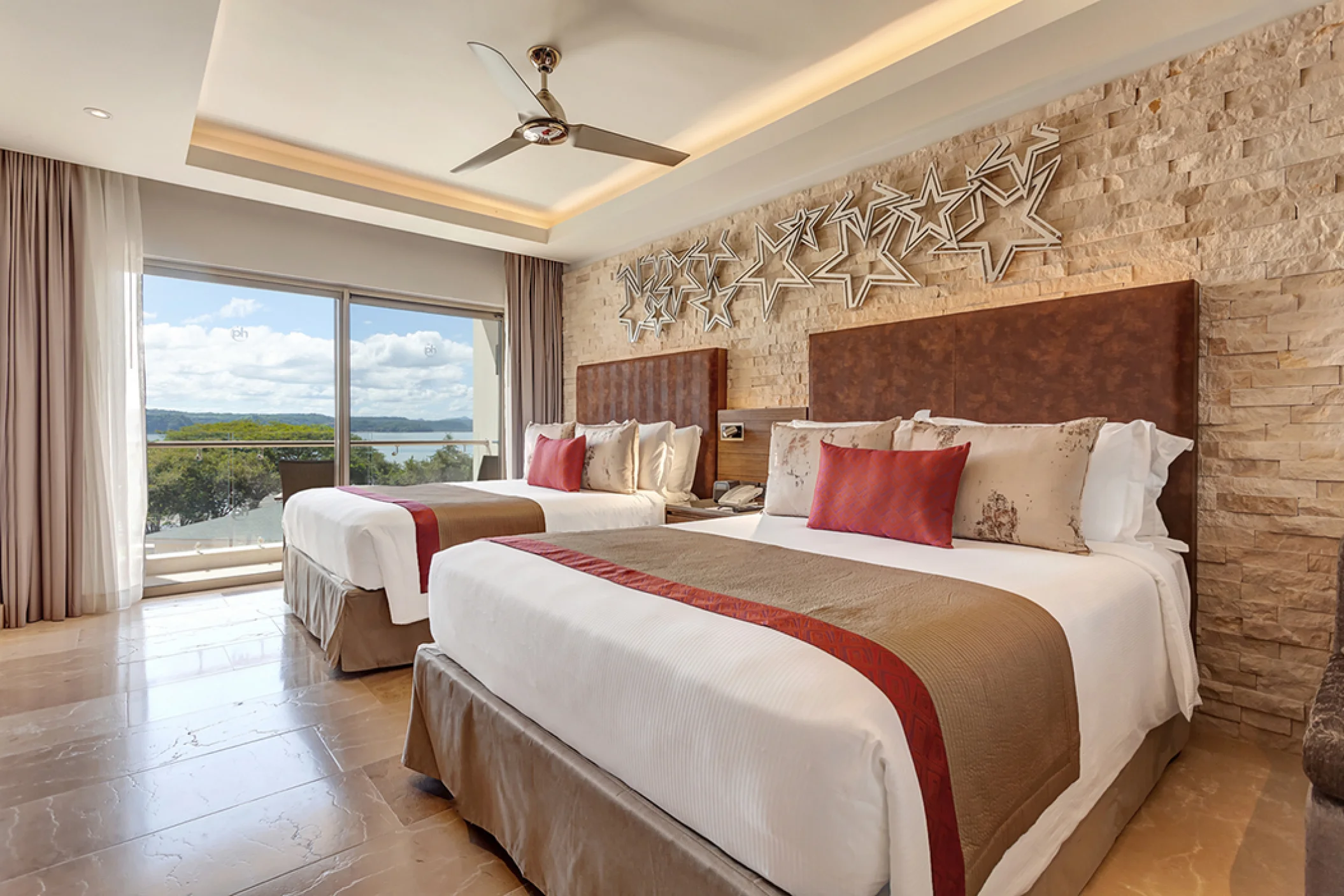 junior suite at Planet Hollywood Costa Rica