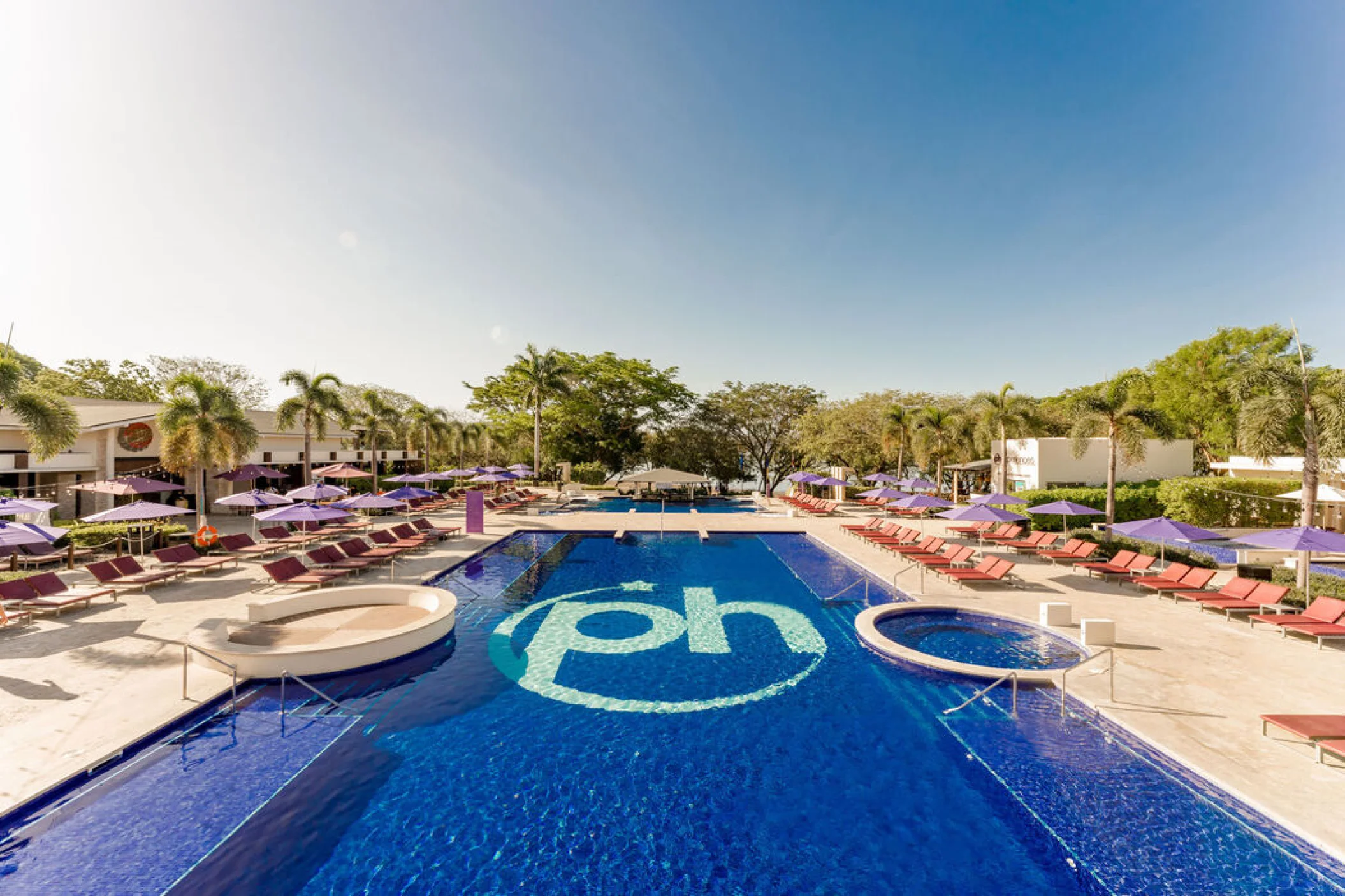 main pool at Planet Hollywood Costa Rica