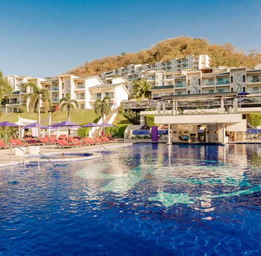 pool and suites at Planet Hollywood Costa Rica