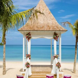 beach gazebo venue at Hotel Riu Montego Bay