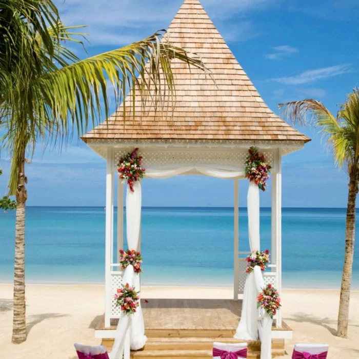 beach gazebo venue at Hotel Riu Montego Bay