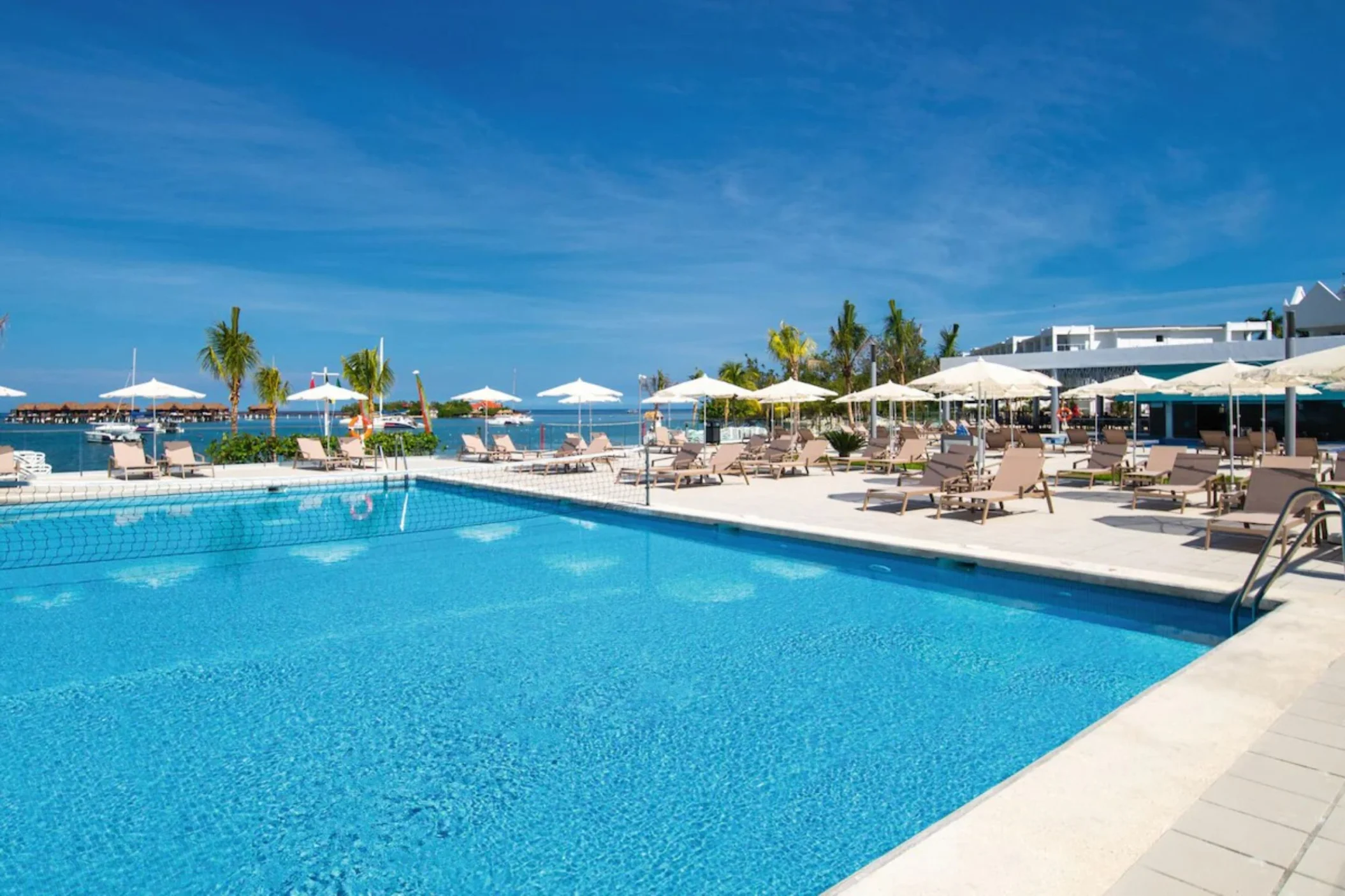 Pool at Hotel Riu Montego Bay