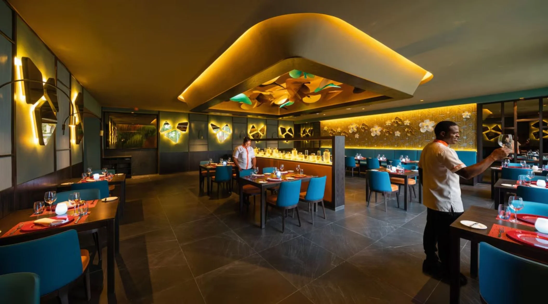 restaurant at Hotel Riu Montego Bay