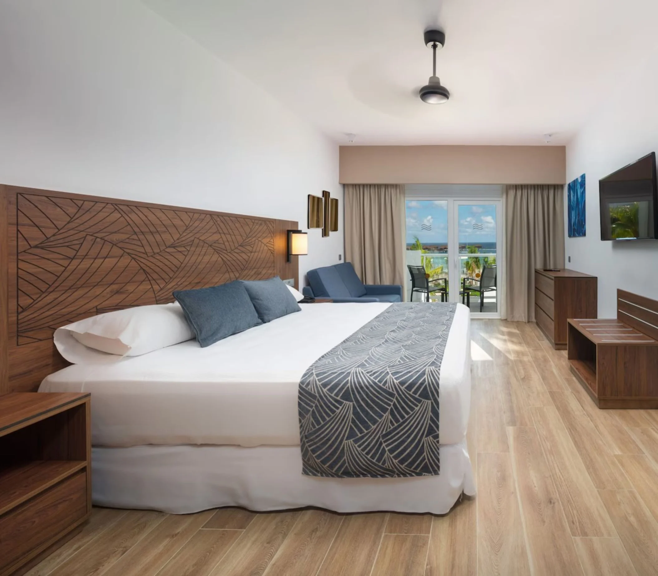 Room at Hotel Riu Montego Bay