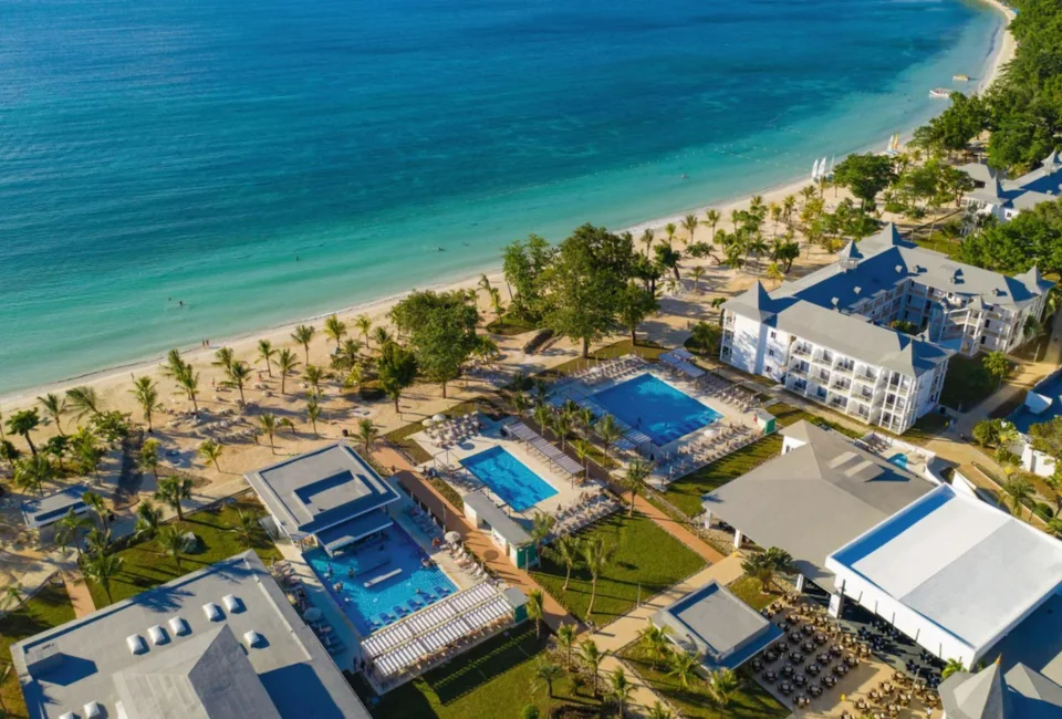 aerial view of Hotel Riu Palace Tropical Bay