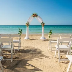 beach wedding venue at Riu Palace Tropical Bay