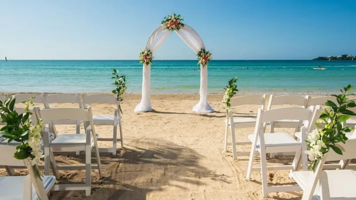 beach wedding venue at Riu Palace Tropical Bay
