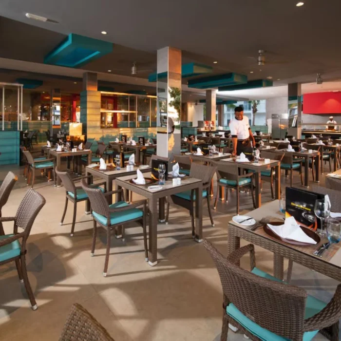 restaurant at Riu Palace Tropical Bay