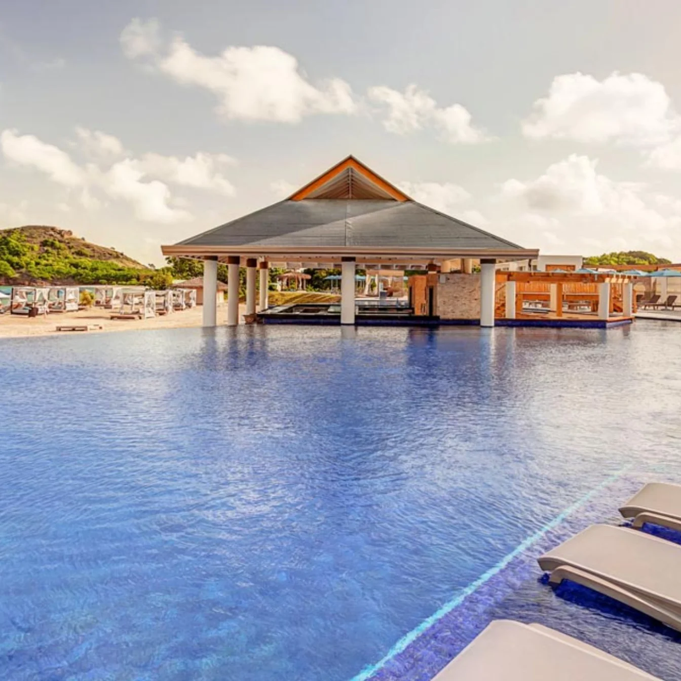 pool and Royalton Antigua
