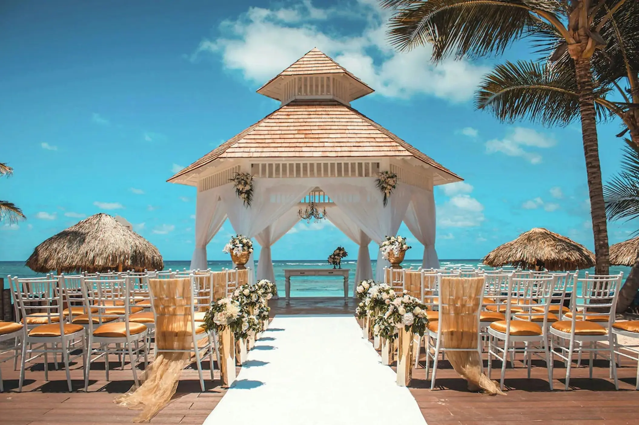 Diamond Club beach gazebo wedding ceremony at Royalton Bavaro, Punta Cana