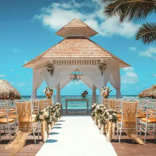 Diamond Club beach gazebo wedding ceremony at Royalton Bavaro, Punta Cana