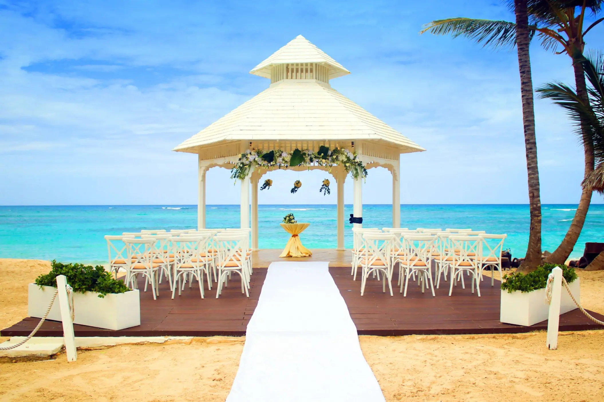 Diamond Club beach gazebo wedding ceremony at Royalton Bavaro, Punta Cana