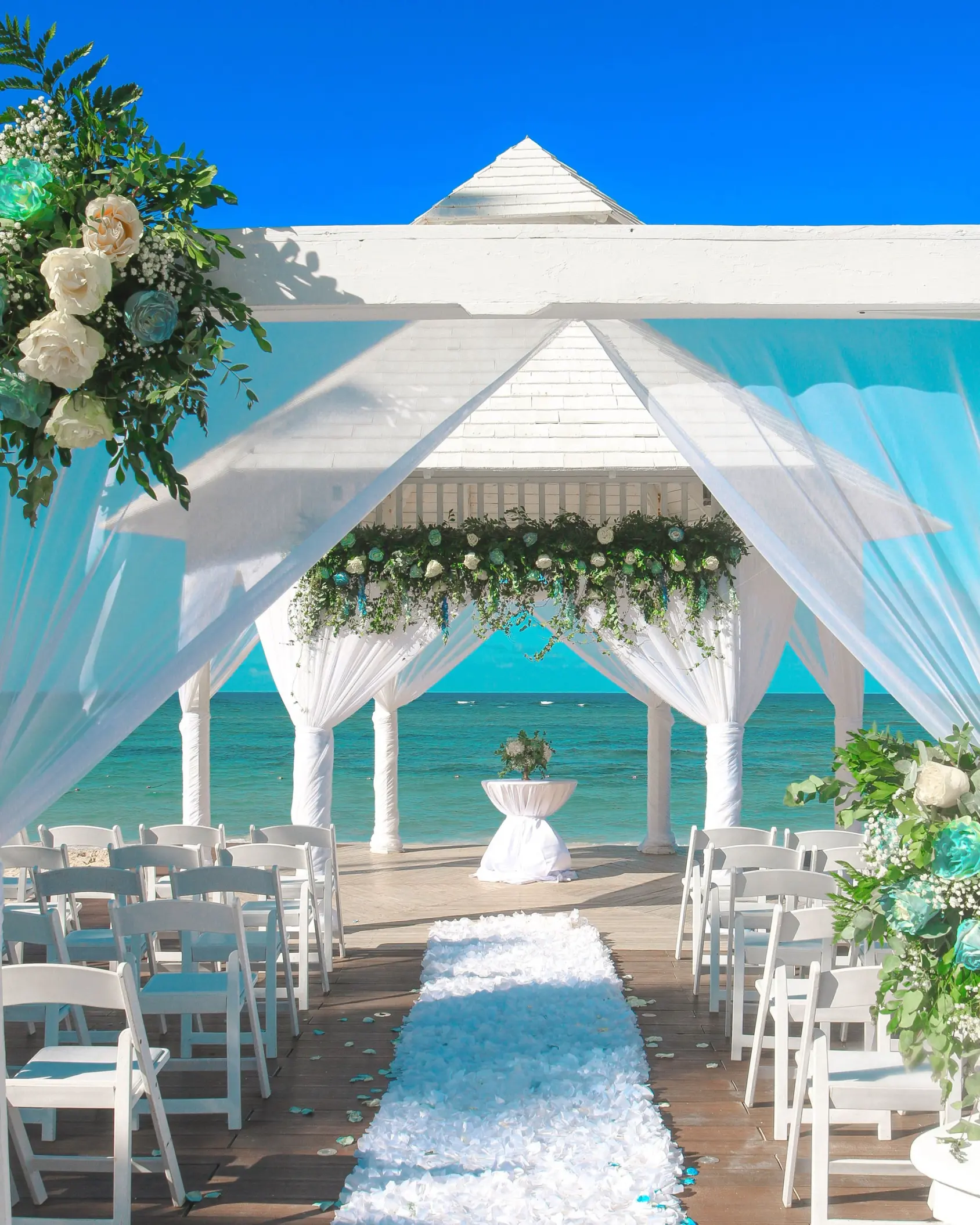 Diamond Club beach gazebo wedding ceremony at Royalton Bavaro, Punta Cana