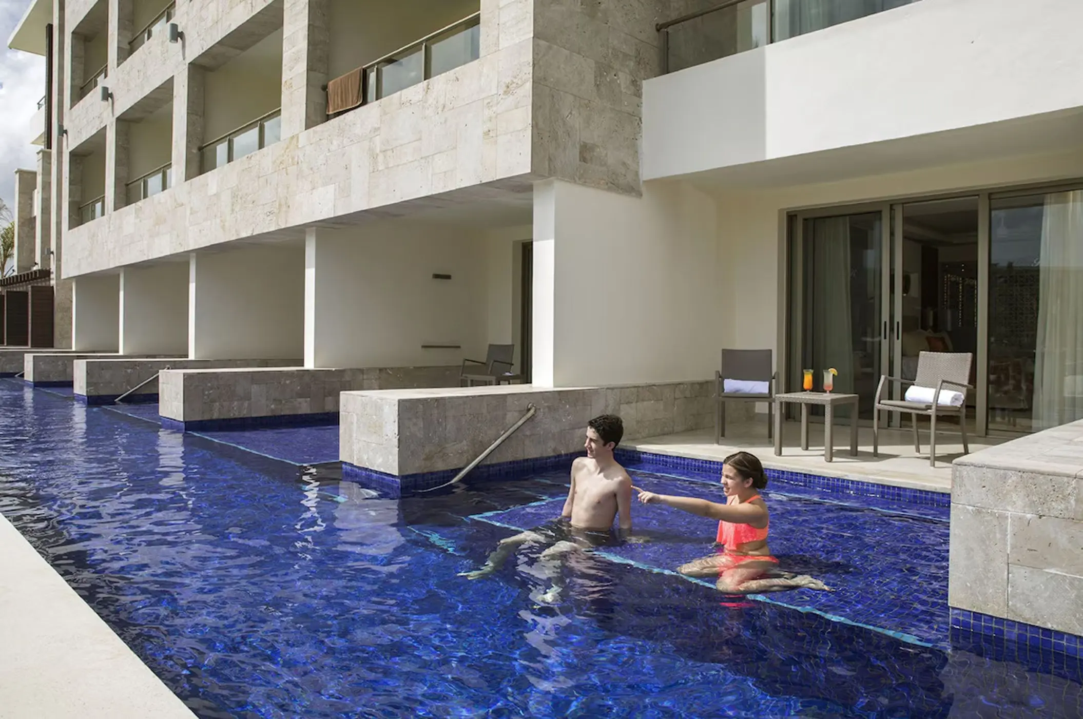 Swim-out suite pool exterior at Royalton Bavaro, Punta Cana