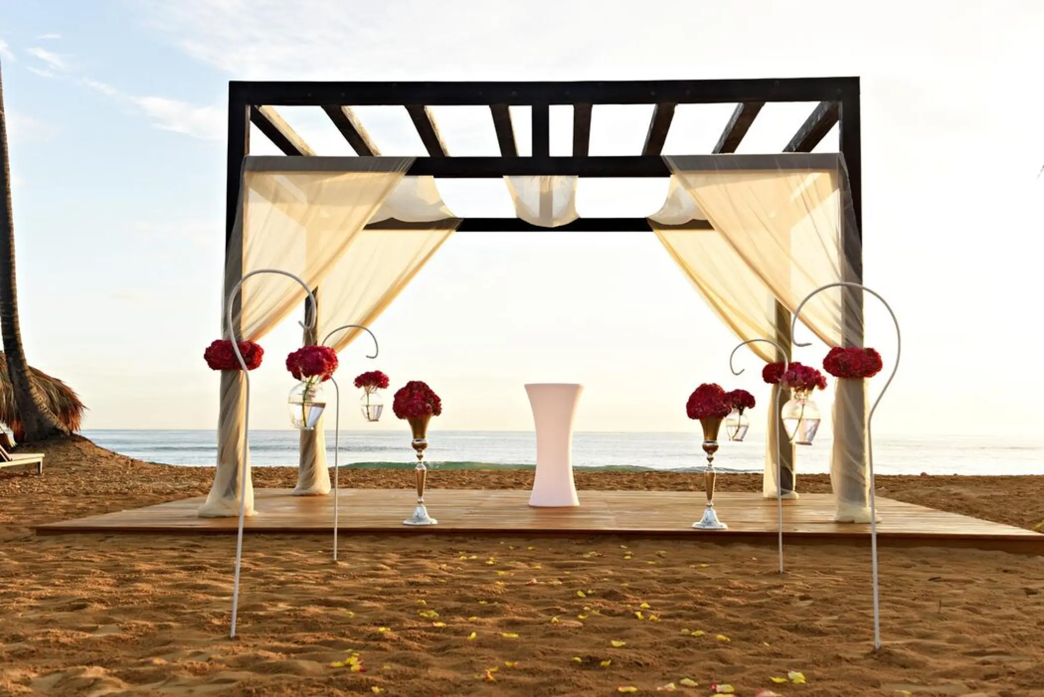 Beachfront wedding ceremony gazebo at Royalton CHIC, Punta Cana
