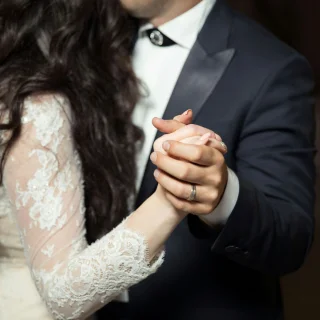 bride and groom first dance