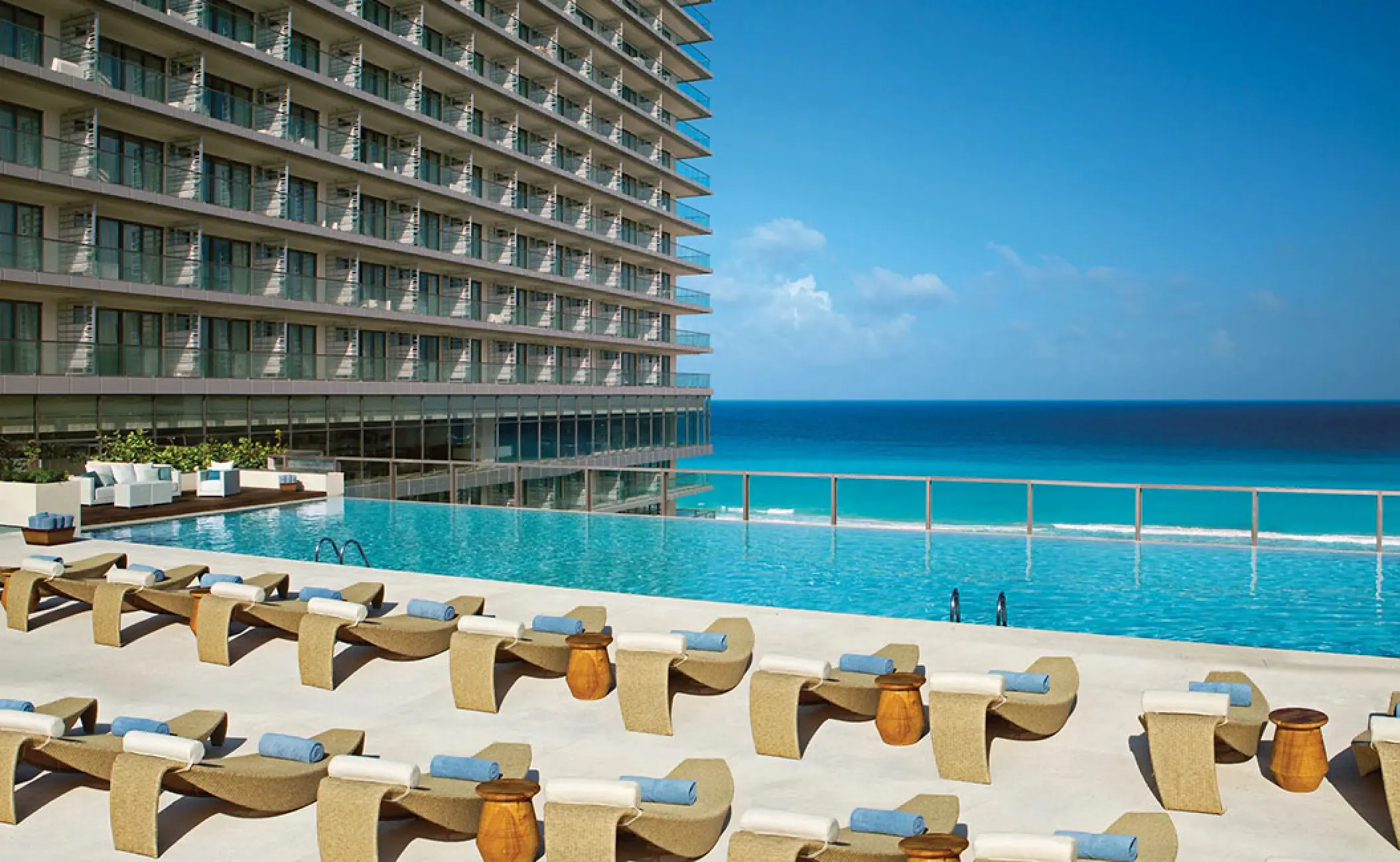 Preferred Club infinity pool with ocean views at Secrets The Vine, Cancun