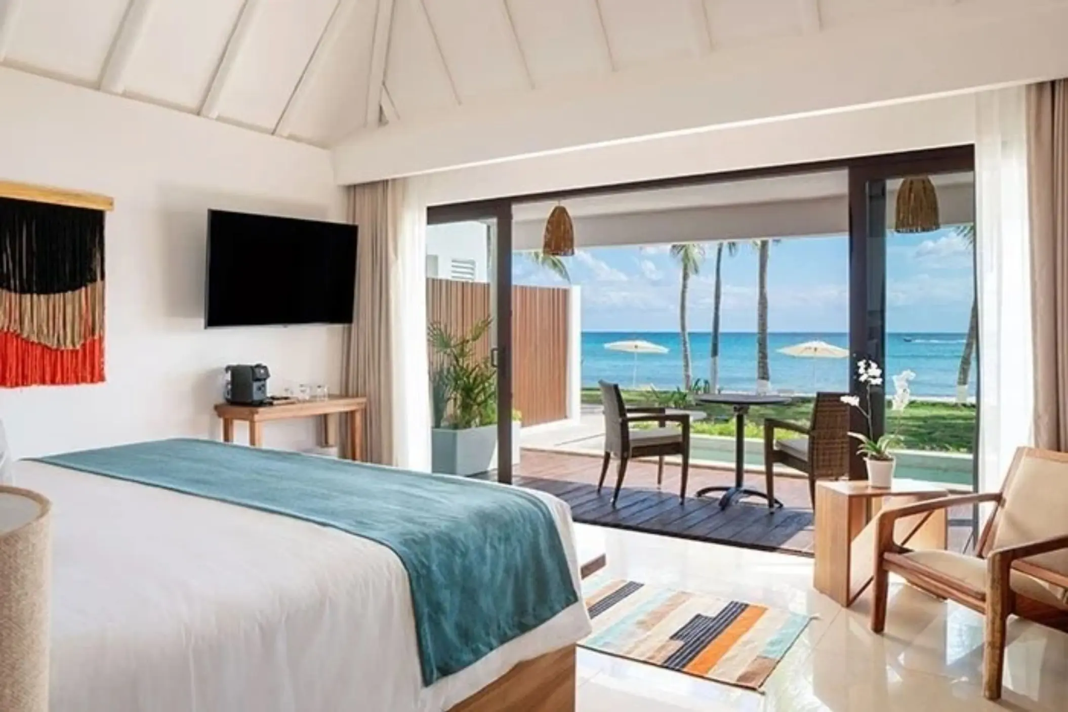 beachfront swim up suite at The Beachfront by The Fives