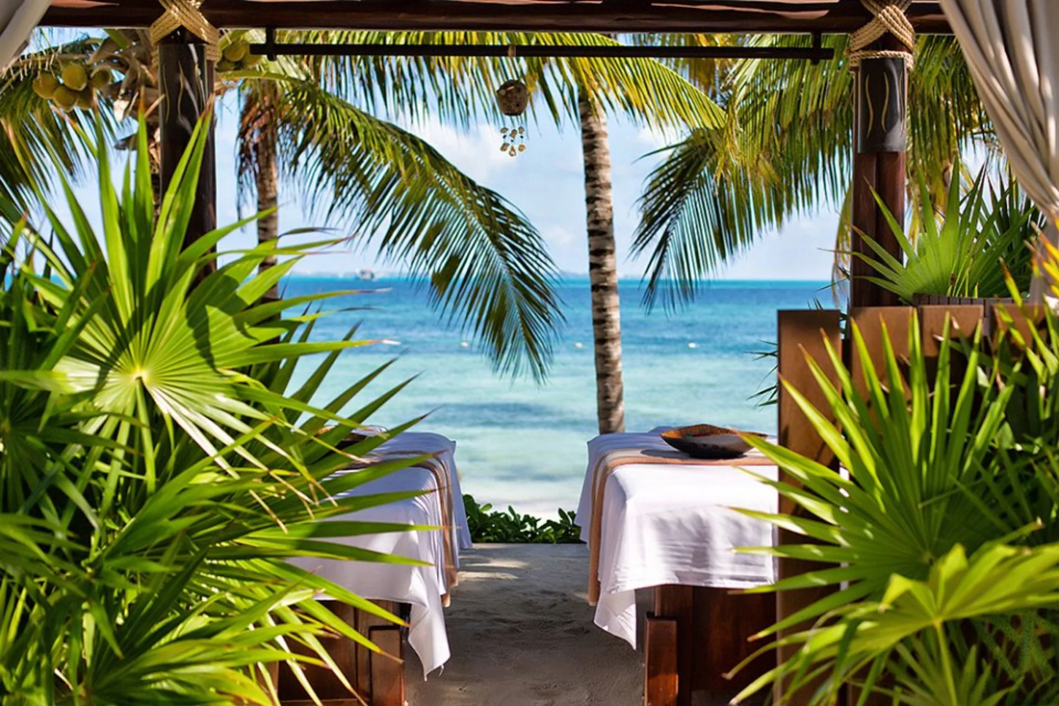 oceanfront massage setup at Villa del Palmar Cancun