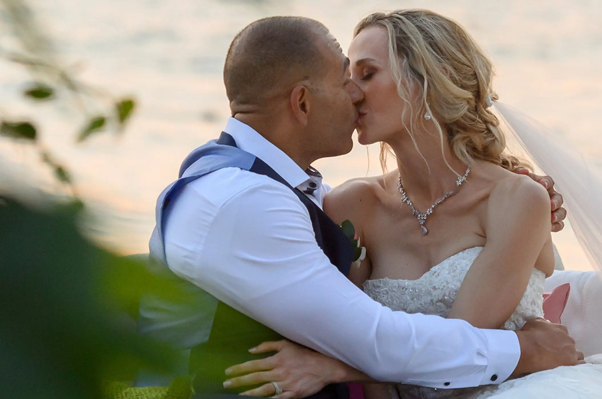 The bride and groom sharing a kiss at Villa La Estancia Riviera Nayarit, Puerto Vallarta