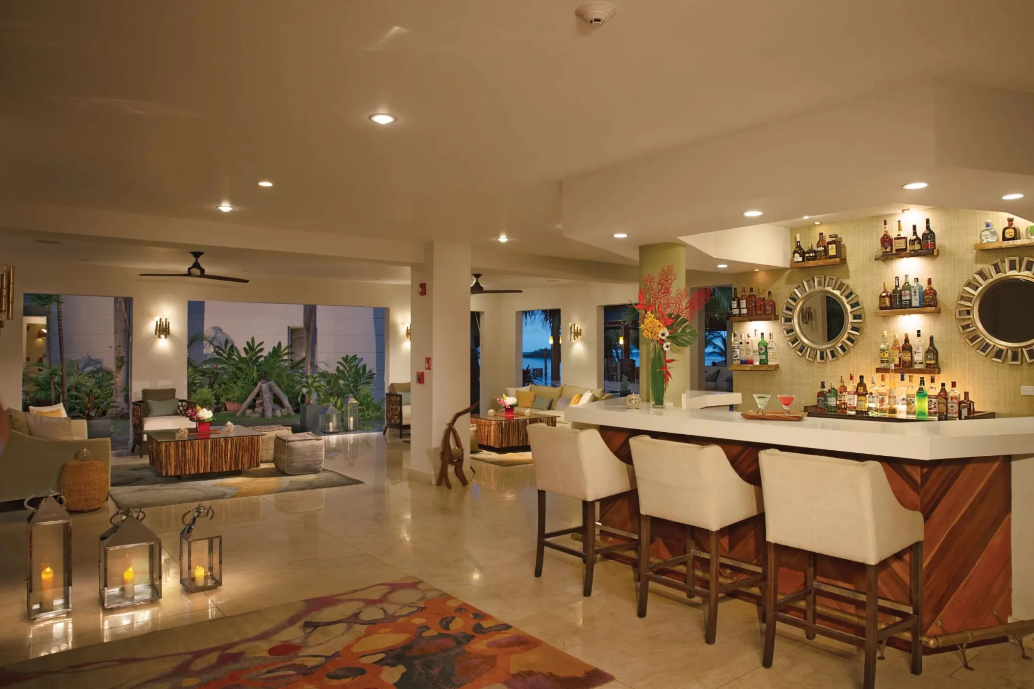 harmony lobby bar at Zoetry Montego Bay