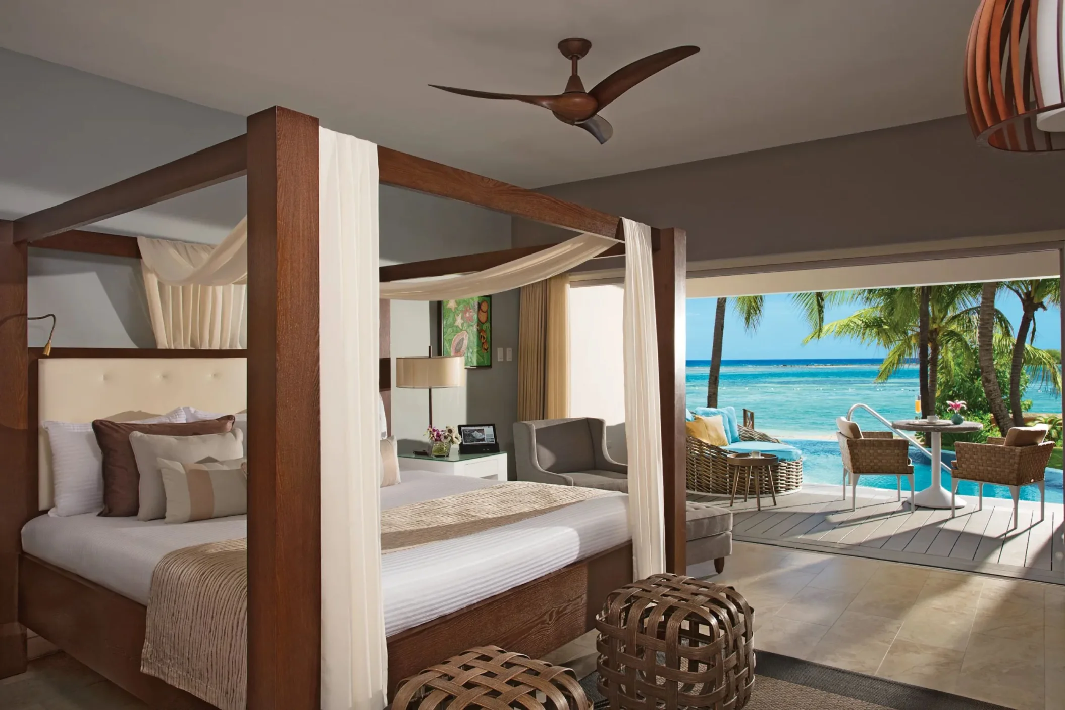 junior suite swim out ocean view king at Zoetry Montego Bay