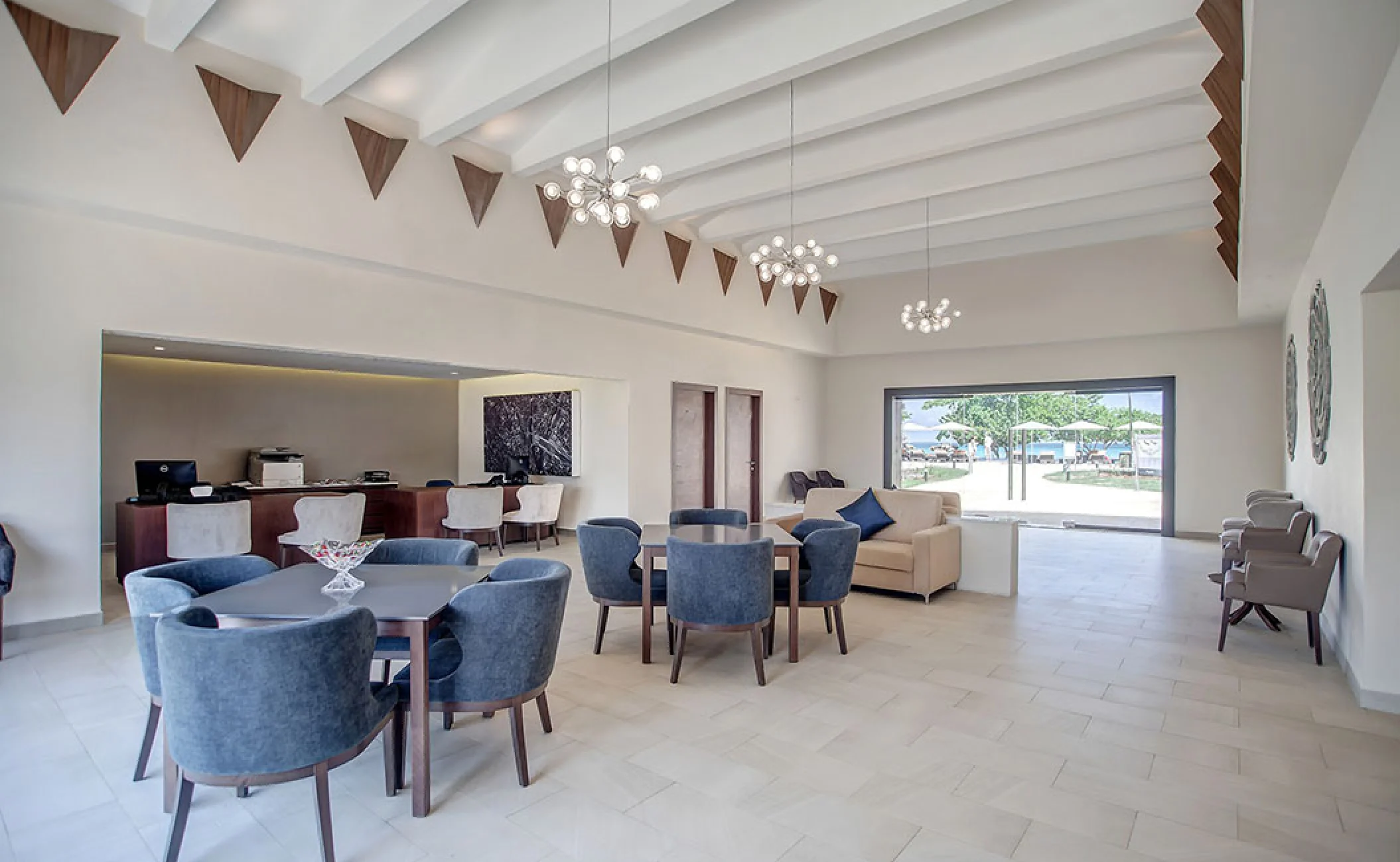 Royalton Negril Lobby Bar Wedding Cocktail Venue.