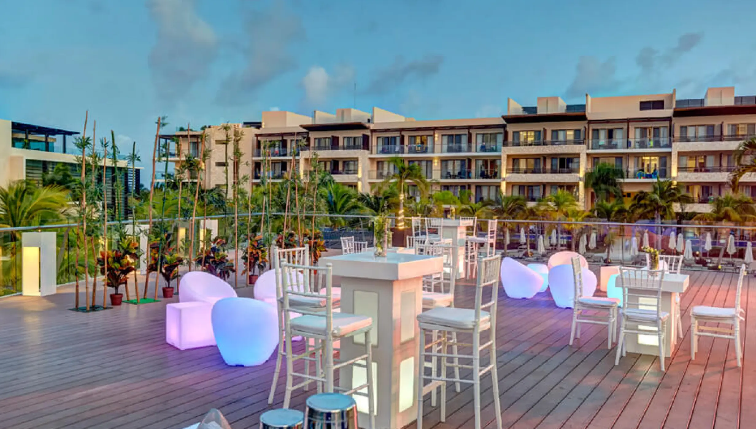 Cocktail party in Grazie Terrace at Royalton Riviera Cancun
