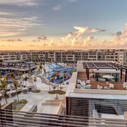 Royalton riviera overview
