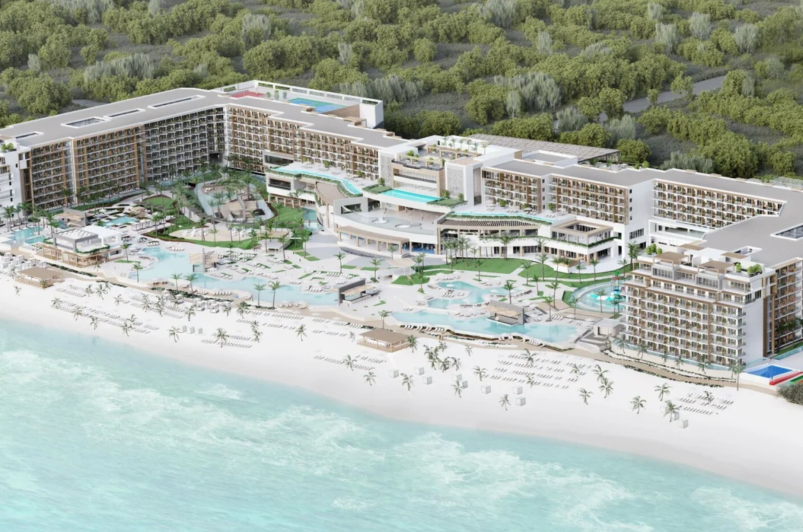 Overview of Royalton splash riviera cancun