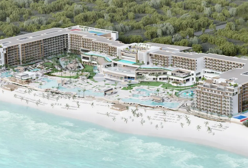 Overview of Royalton splash riviera cancun