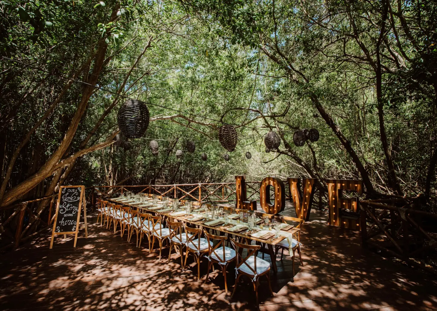 Dinner reception on the garden wedding venue at Sandos Caracol Eco Resort