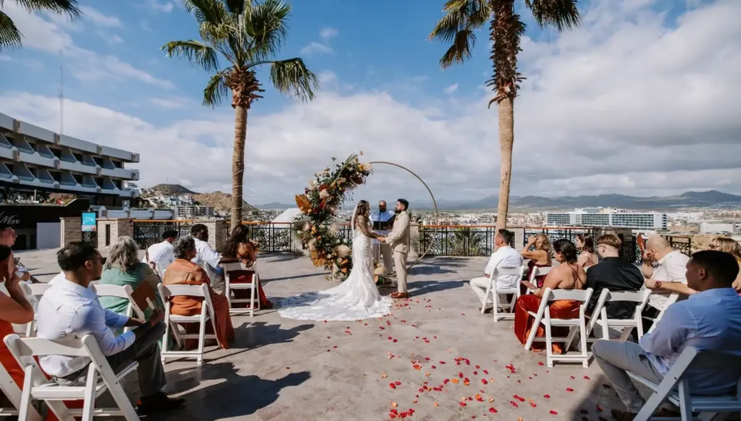 Ceremony on the plaza finisterra at Sandos Finisterra Los Cabos
