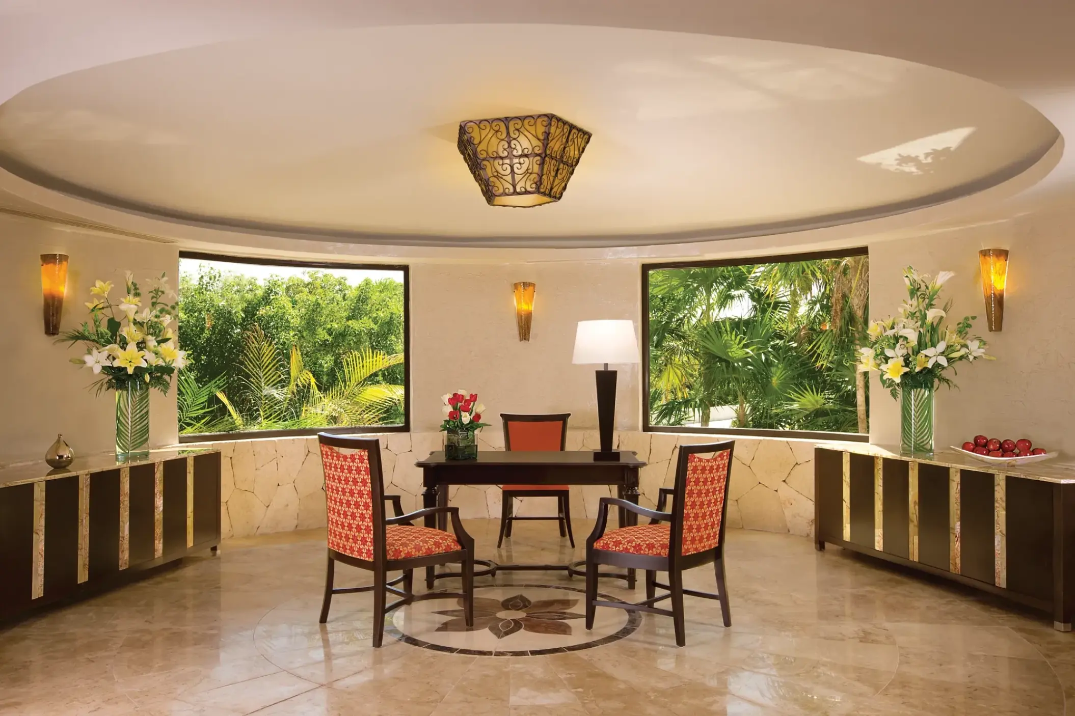 Preferred Club check-in desk at Secrets Maroma Beach, Riviera Maya
