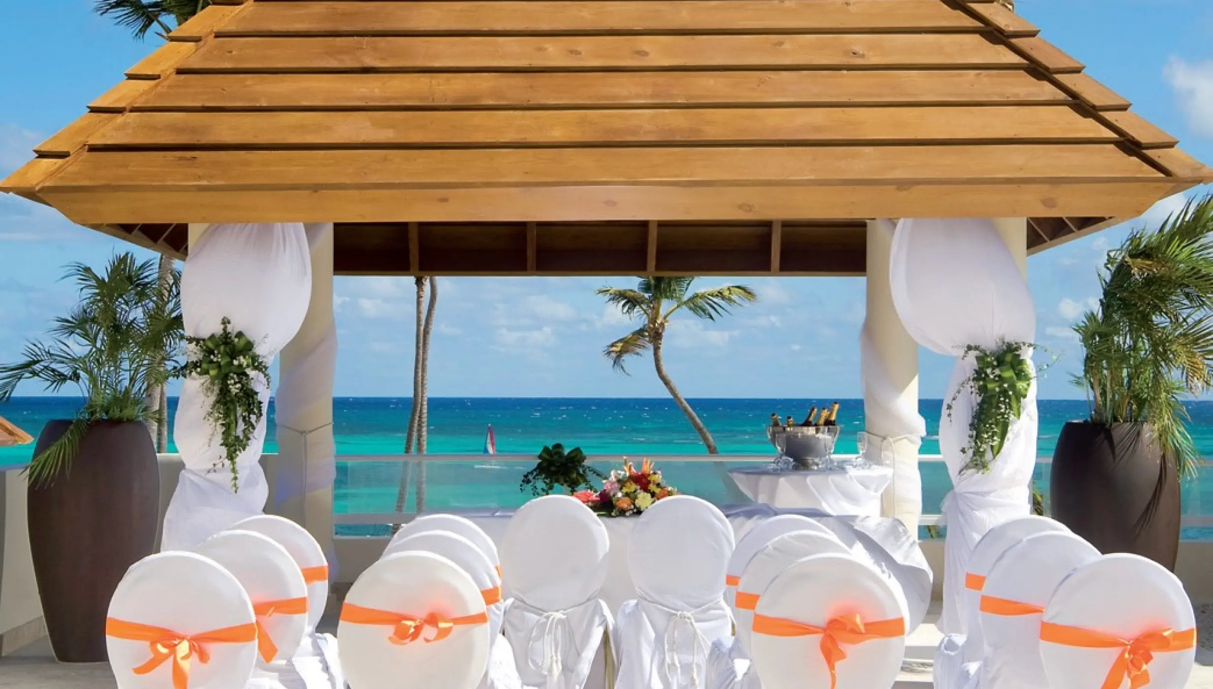 Ceremony in the royal gazebo at Secrets Royal Beach Punta Cana