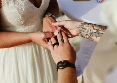 Jennifer & Chelsey exchange rings